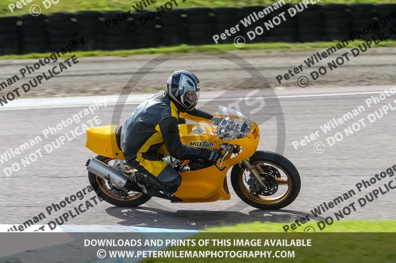 enduro digital images;event digital images;eventdigitalimages;lydden hill;lydden no limits trackday;lydden photographs;lydden trackday photographs;no limits trackdays;peter wileman photography;racing digital images;trackday digital images;trackday photos